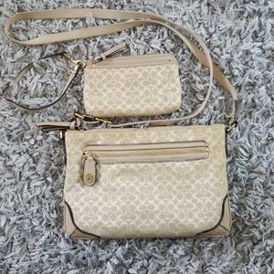 Coach purse and wristlet